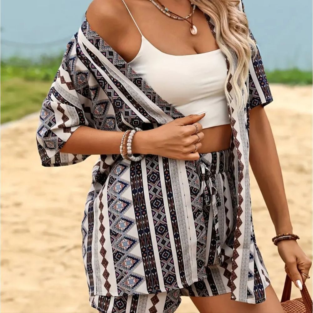 Ladies Tribal Two-piece Short Set sz small - Picture 5 of 6